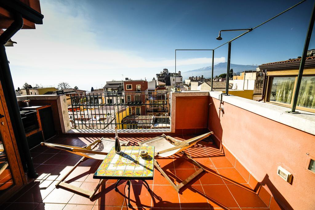 Il Gelsomino Taormina Center Apartment ภายนอก รูปภาพ