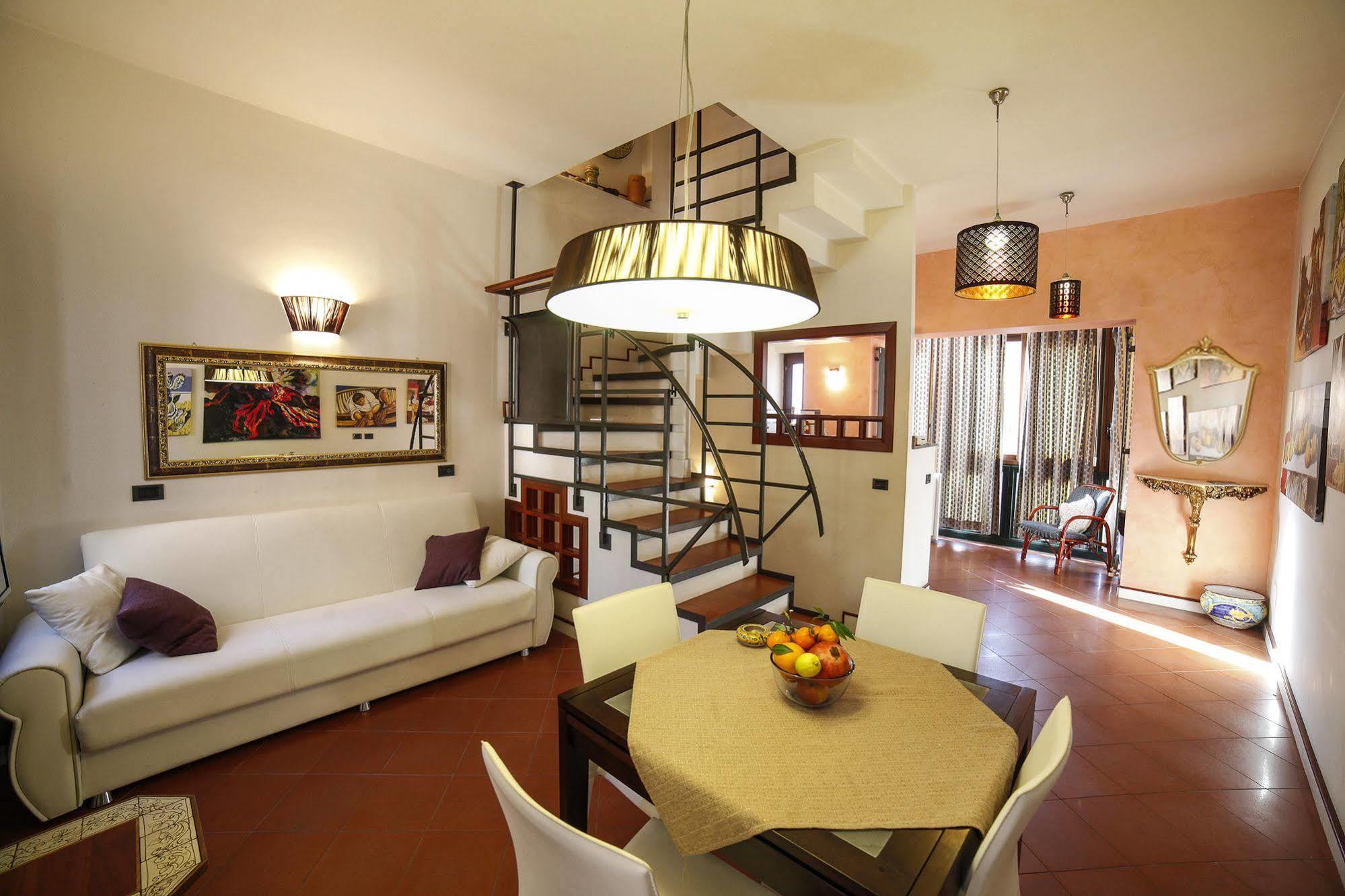 Il Gelsomino Taormina Center Apartment ภายนอก รูปภาพ