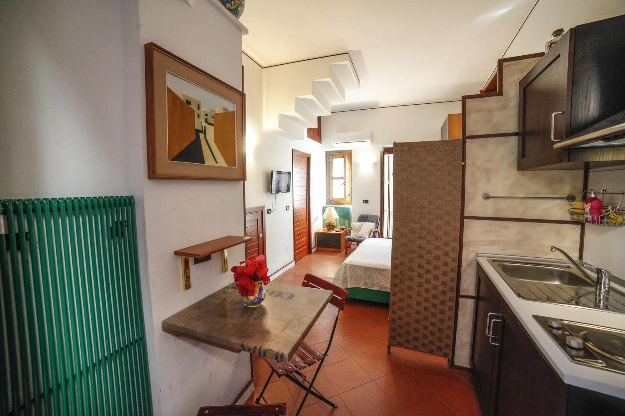 Il Gelsomino Taormina Center Apartment ภายนอก รูปภาพ